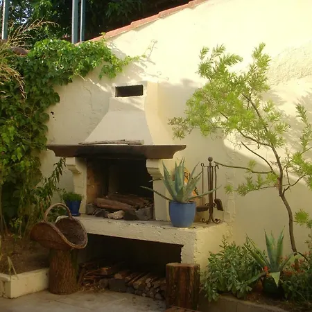 Le Patio De Valros