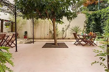 Le Patio De Couette-café Valros