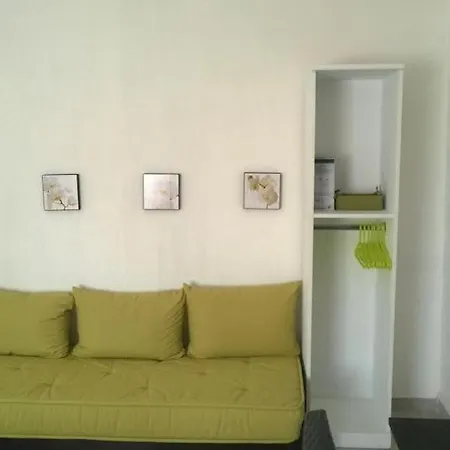 Le Patio De *